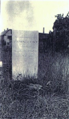 Grave of Thomas Lyon